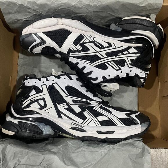 Balenciaga Men's Trainers - Picture 3 of 7